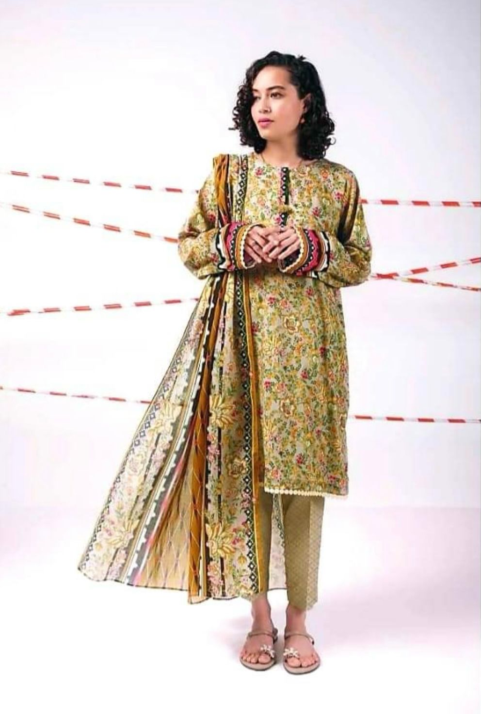 3 PC unstitched Printed Lawn Shirt & Trouser Printed Voile Dupatta